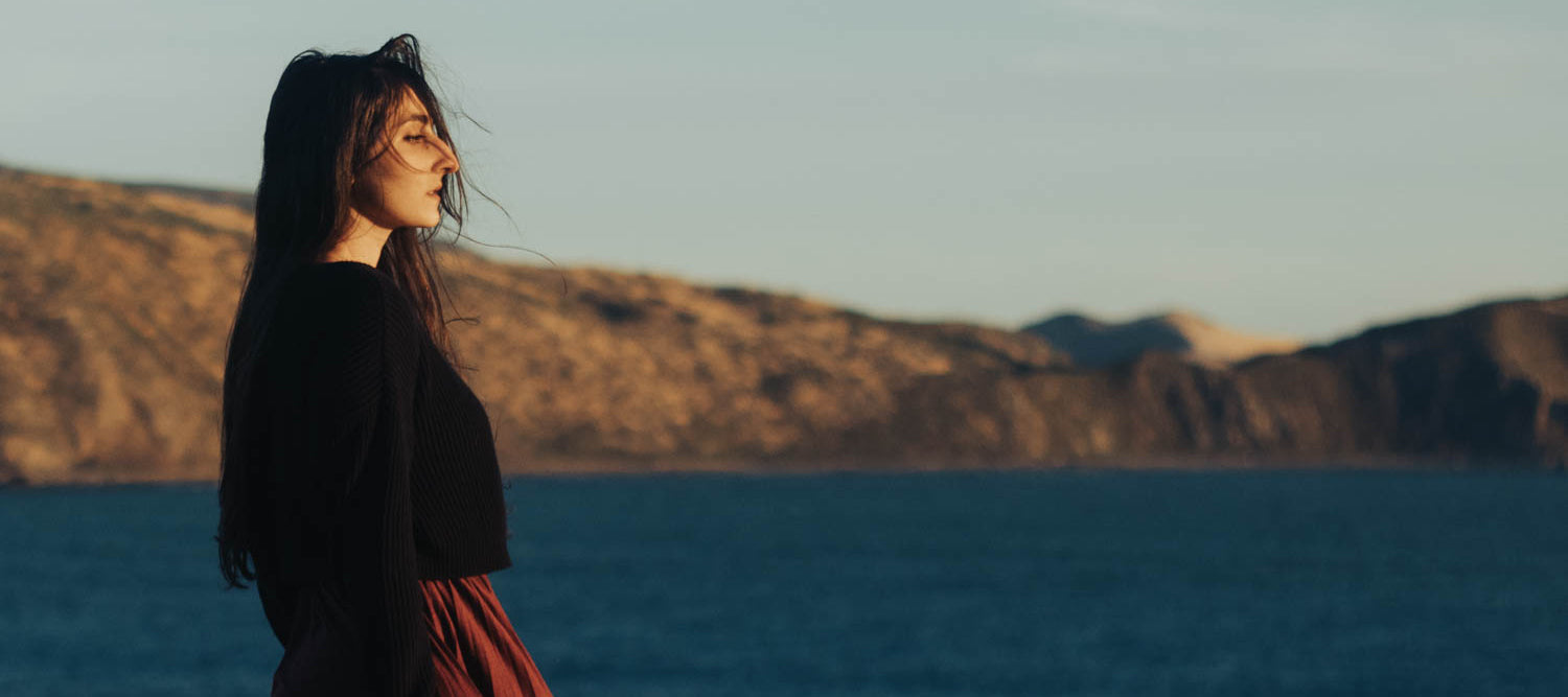 Pamela Edmondson from Nut Brown Rose, in nature and contemplating whether deodorant is bad for your health.