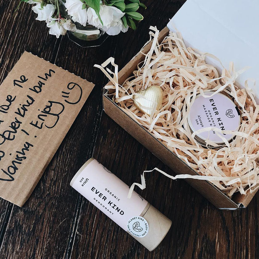 Thoughtfully packaged, Everkind comes to you in footprint-friendly boxes that you can compost at home. Good for you and your world.